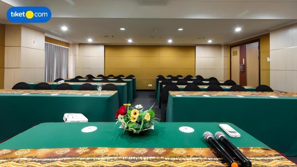 Pacific 3* Balikpapan (Borneo)